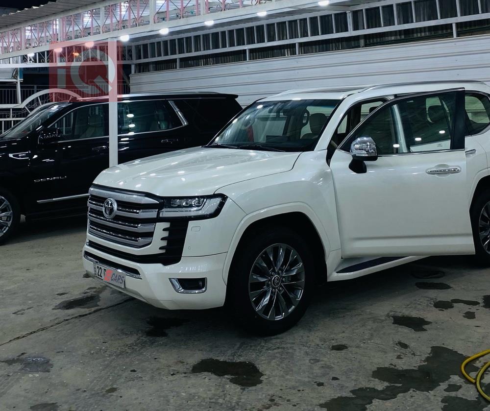 تويوتا لاندكروزر